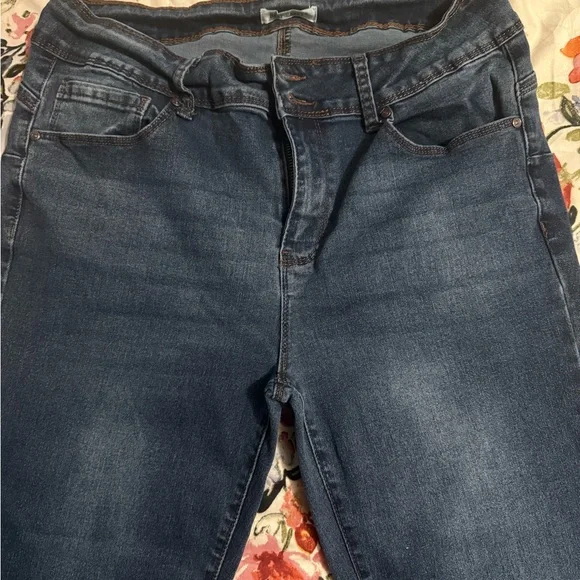 Classic Blue Women's Skinny Jeans - Picture 1 of 6